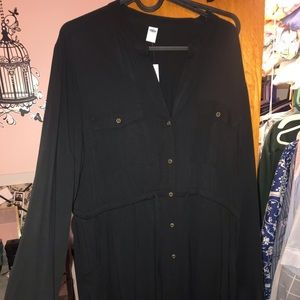 Long sleeve black shirt/dress.